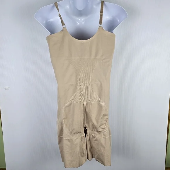 NWT SPANXsculpt OnCore Open-Bust Mid-Thigh Bodysuit SIZE 1X Soft Nude